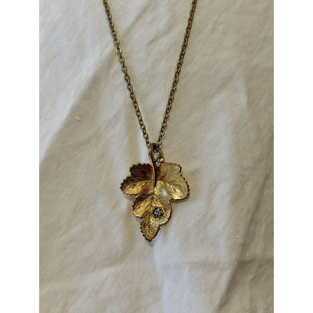 Vintage 1978 Avon Radiant Leaf Necklace, Gold Tone Rhinestone Maple Pendant
